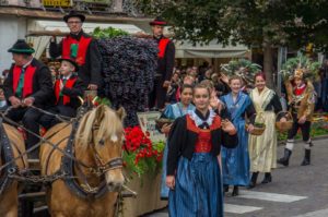 Read more about the article Herbst, Traubenfest und Törggelen!